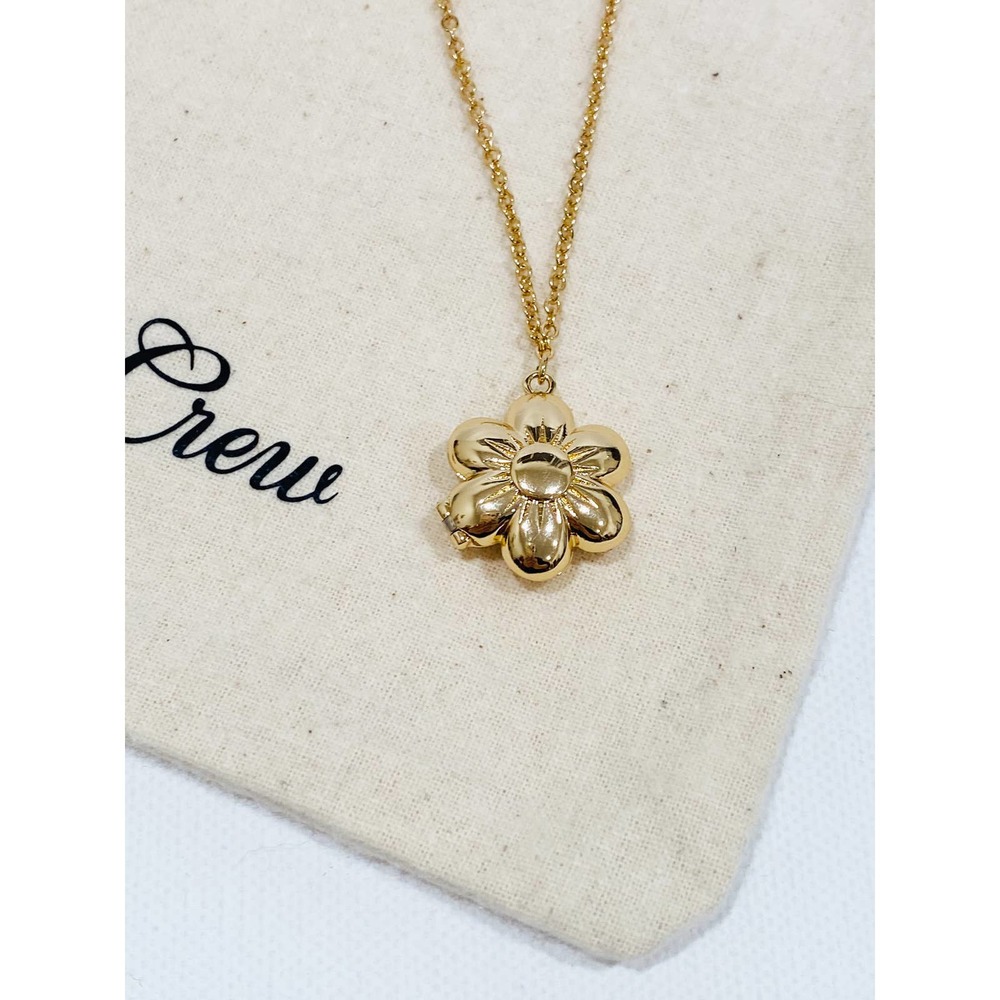 J Crew x Crewcuts Daisy Locket Necklace Gold Chain New - Picture 4 of 6